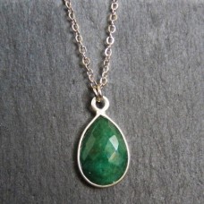 Emerald corundum 12x8mm pear silver gold plated necklace